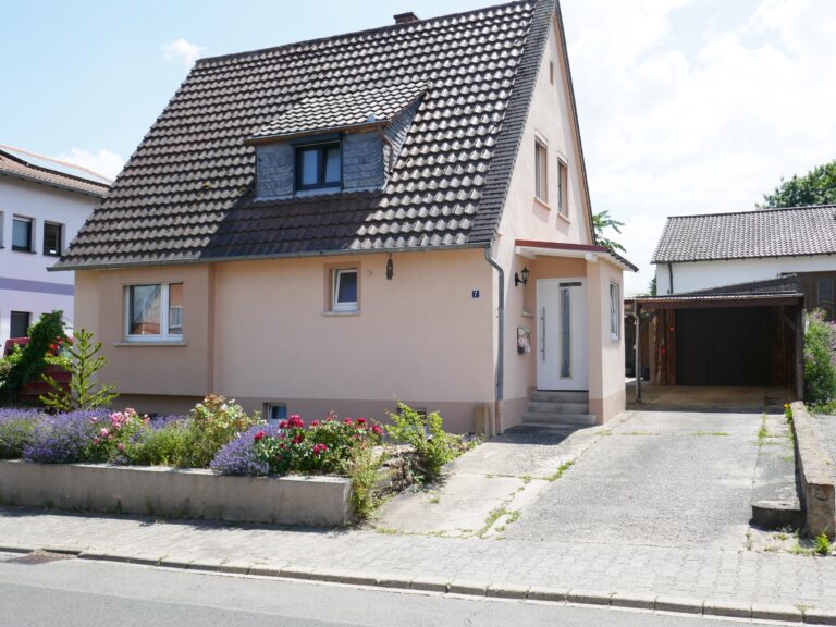 Einfamilienhaus-Sommerloch