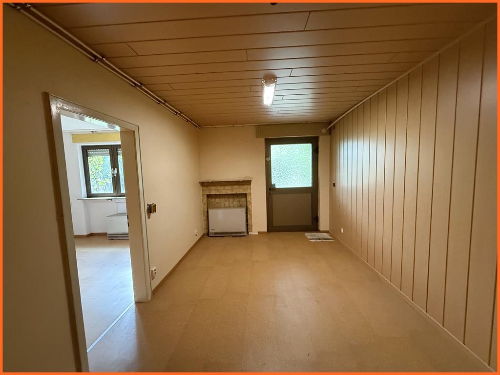 Nach dem Invest werden Sie eine Lageperle in Aussichtslage besitzen! - Diele - Spielzimmer (8344)