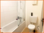 Duschwanne - Tolles, helles 1-Zimmer-Apartment mitten in der Innenstadt, direkt an der Nahe.