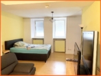 Große Fenster - Tolles, helles 1-Zimmer-Apartment mitten in der Innenstadt, direkt an der Nahe.