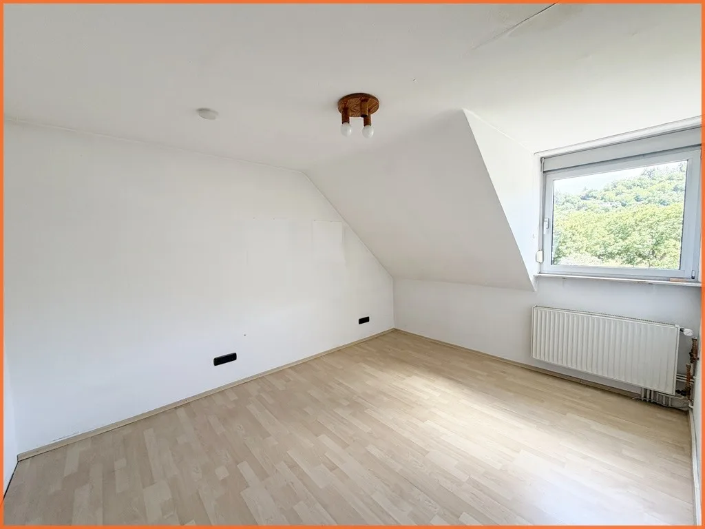 Reserviert! Klein aber mein: 90 m² großes, gepflegtes Reihenhaus mit 625 m² Südgrundstück! - Schlafen 1 (10833)