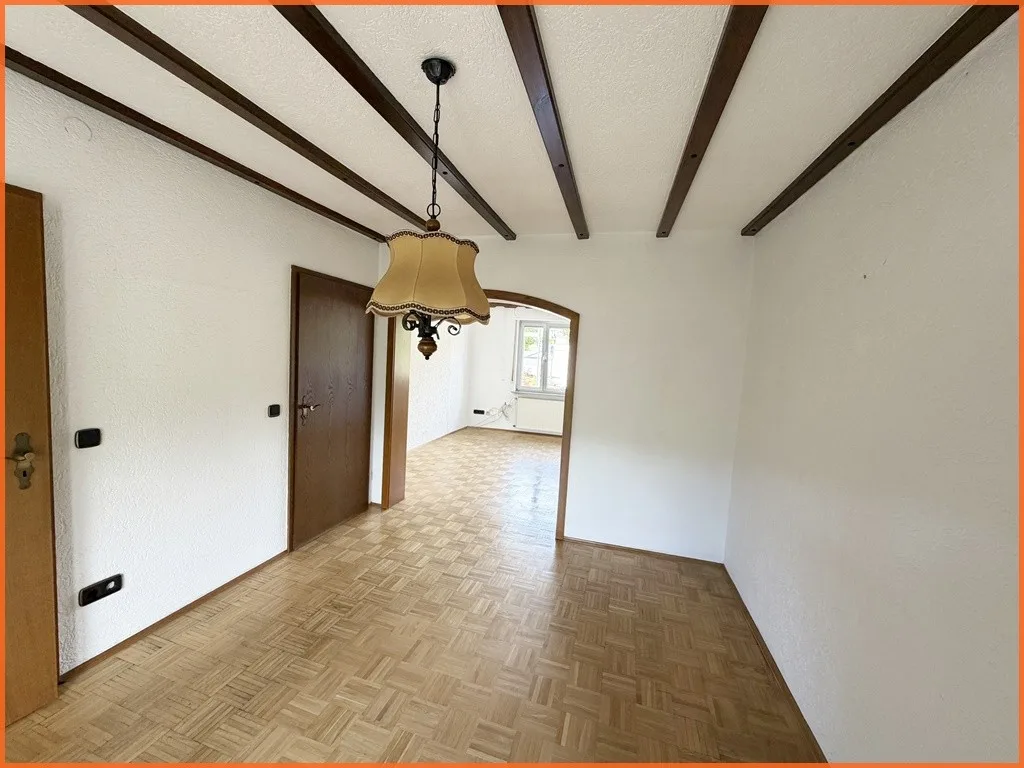 Reserviert! Klein aber mein: 90 m² großes, gepflegtes Reihenhaus mit 625 m² Südgrundstück! - Diele (10830)
