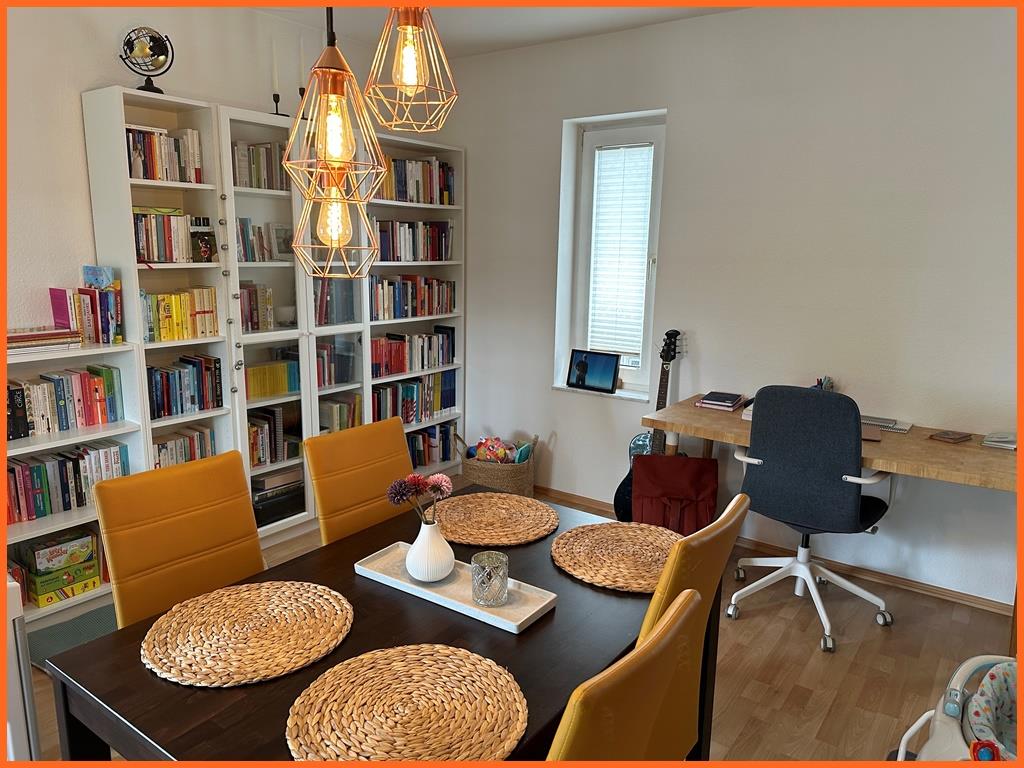 Uns gibt es nur im 3er Pack! Attraktives Haus mit 3 Eigentumswohnungen! KH-Bestlage! - Esszimmer (8091)