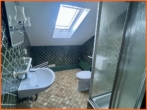 Duschbad - Renovierte Altbau-Maisonette mit großer Sonnenterrasse im Kurgebiet Bad Kreuznach!