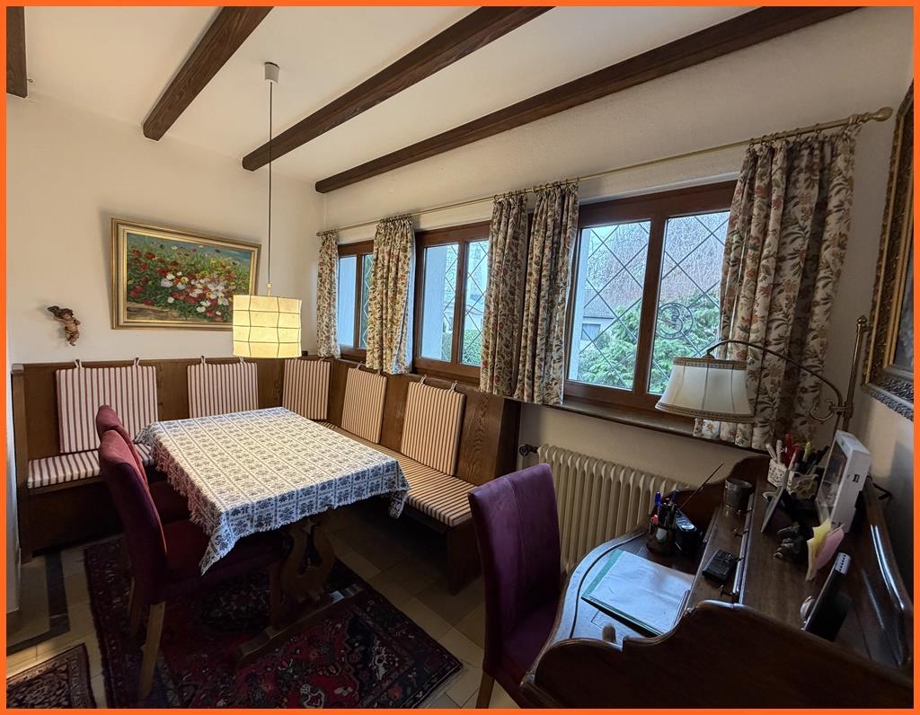 Beste Lage von Bad Kreuznach: Komfortvilla mit Pool auf einem 1660 m² Parkgrundstück! - Treffpunkt Familie (8113)