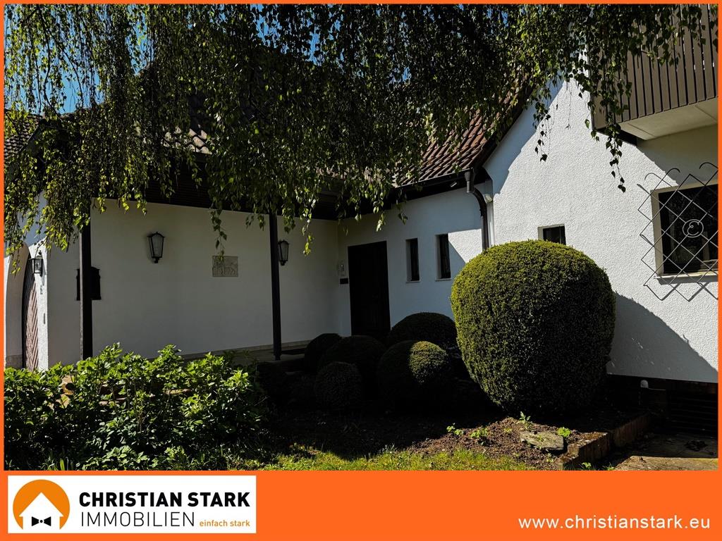 Beste Lage von Bad Kreuznach: Komfortvilla mit Pool auf einem 1660 m² Parkgrundstück! - Titelbild (8953)