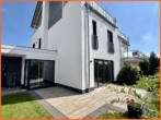 Garten - Erstbezug: Luxuriöse Doppelhaushälfte mit Garten und neuer Einbauküche!