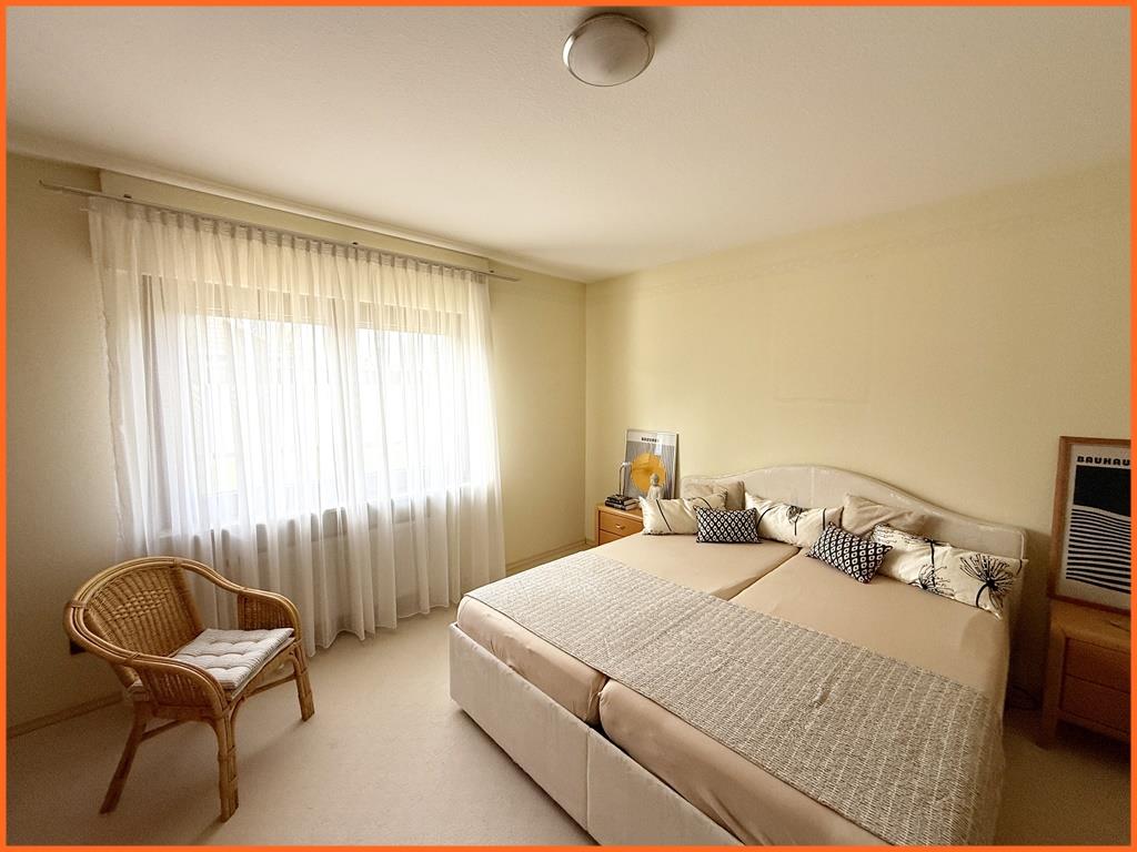 Charmantes Einfamilienhaus mit Wellnessbereich, großem Garten und Weinbergblick! - Schlafzimmer (6929)