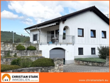 Charmantes Einfamilienhaus mit Wellnessbereich, großem Garten und Weinbergblick!, 55599 Gau-Bickelheim, Einfamilienhaus