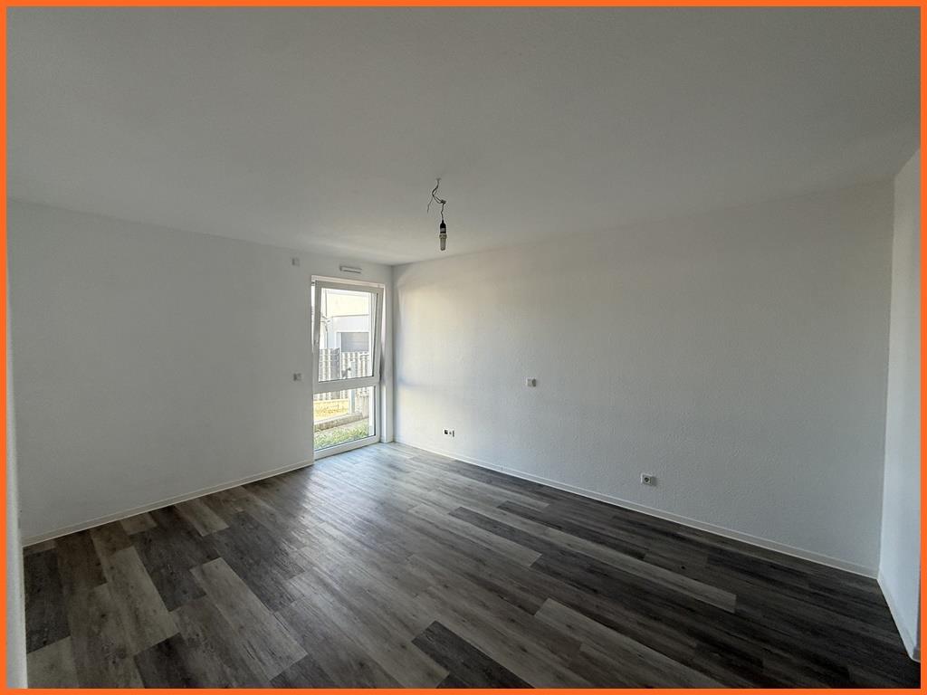 -verkauft-Leben im Bungalow-Stil, 2 1/2 Zimmer-Wohnung, auch für Rollstuhlfahrer, mit eigenem Zugang - Schlafzimmer (8105)