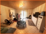 Hobbyraum - 230 m² großes 1-2 Familienhaus mit 90 m² großer Halle und 28 m² Garage