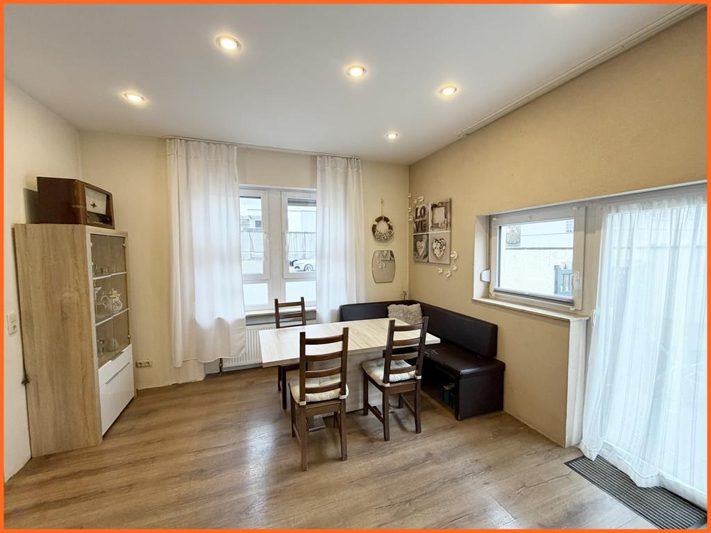 -Reserviert- Charmantes Dorfhaus mit viel Flair mitten im alten Ortskern von Norheim - Esszimmer (9984)