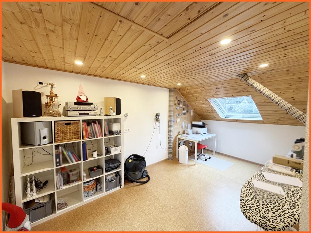 -Verkauft- Charmantes Dorfhaus mit viel Flair mitten im alten Ortskern von Norheim - Arbeitszimmer (10053)