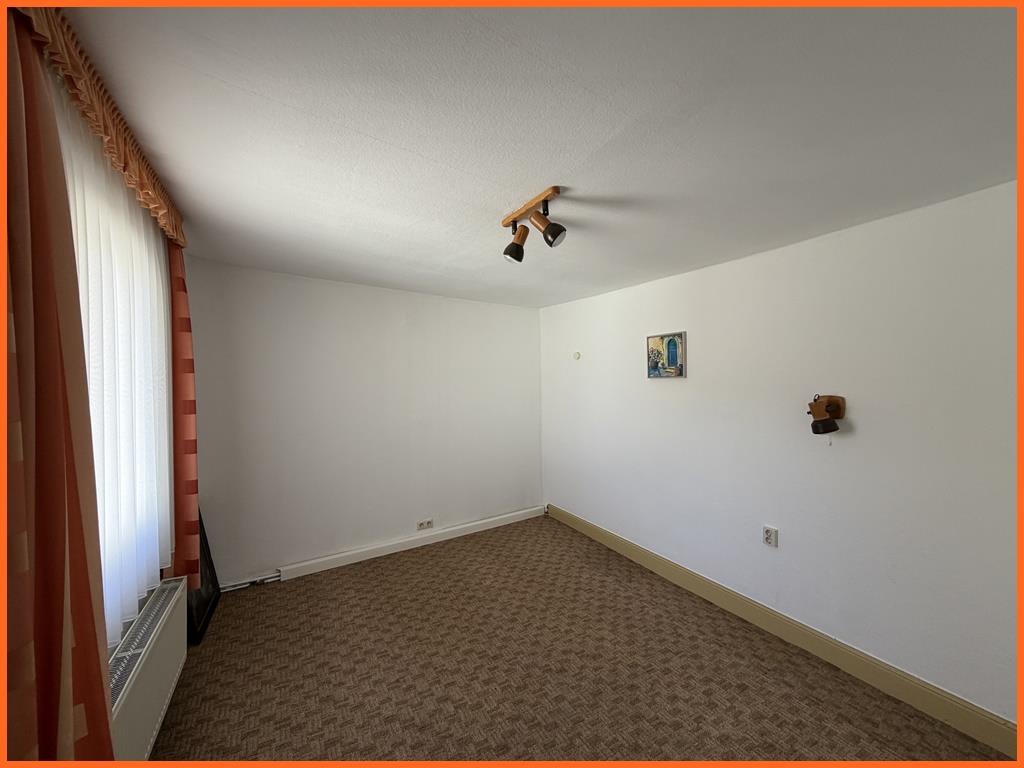 Ein Anwesen mit Seele-denkmalgeschützte fränkische Hofreite voller Geschichte und Möglichkeiten! - Zimmer (8745)