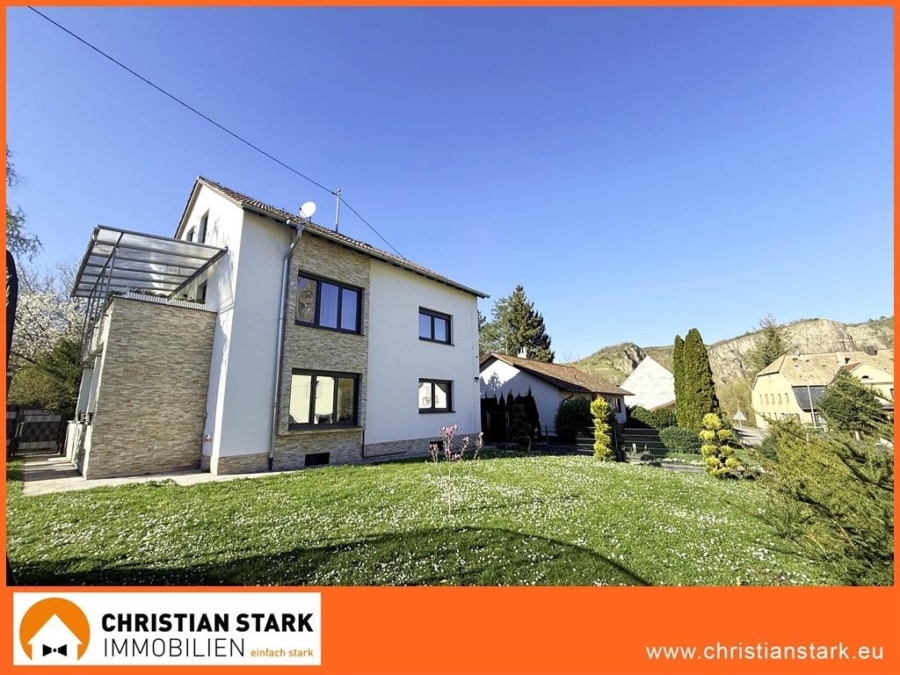 Mehrgenerationenhaus im Top-Zustand, 200 m² Wfl. und 560 m² Grundstück!, 55585 Norheim, Einfamilienhaus