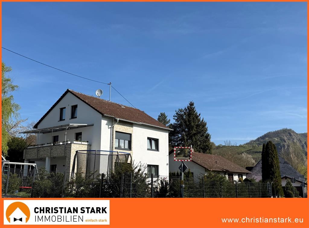 Mehrgenerationenhaus im Top-Zustand, 200 m² Wfl. und 560 m² Grundstück! - Titel (8449)