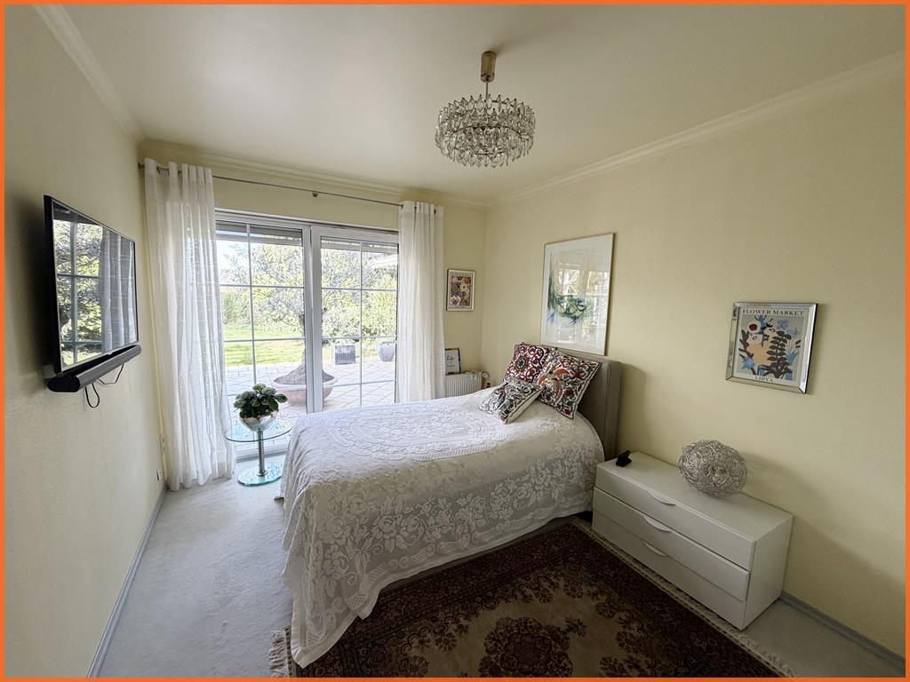 Klassischer Bungalow in Bestlage – Aussicht, Ruhe, Lebensqualität und nahe gelegenen Golplatz! - Gästezimmer (8811)