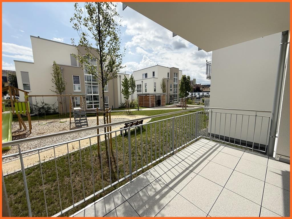 Ihr kleines Stadtparadies: neue 2 Zimmer-Komfort-Wohnung, Balkon,Grünblick, ruhig! - Balkon (7233)