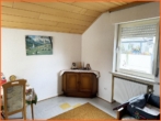 Zimmer - 1-2 Parteienhaus mit Sonnengrundstück – von hier sind Sie ruck-zuck im gesamten Rhein-Main-Gebiet!