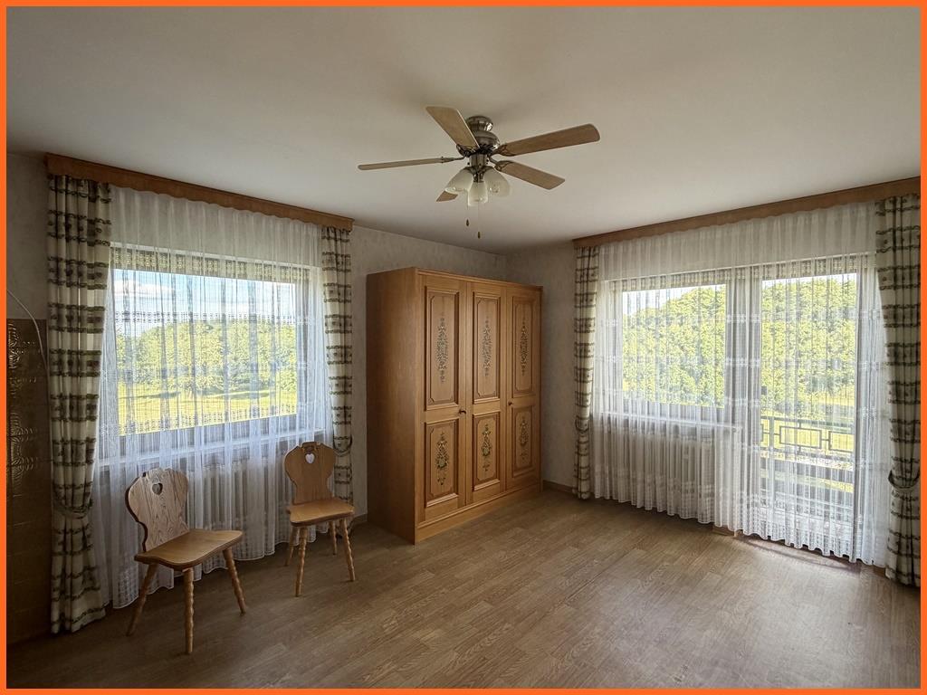 Natur, Ruhe, Freiraum- Ihr Paradies für 2 Familien auf 2250 m² traumhaften Grundstück! - Zimmer (9871)