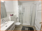 Badezimmer - Ihr kleines Wohnparadies – Gepflegte 2-Zimmerwohnung in ruhiger Aussichtslage und sep. Garage!