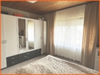 Schlafzimmer EG - Herrliche Aussichtslage, ideal für die große Familie mit Büro, 834 m² Grundstück, 3 Garagen.