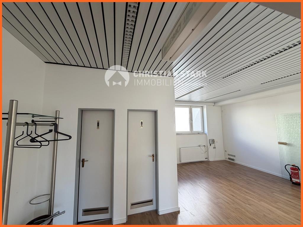 Hier werden Sie gesehen! Praxis- Büro- Schulungsräume im Herzen von Bad Kreuznach. - Empfang (8934)