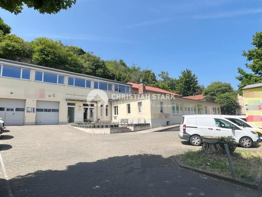 Büro- oder Praxisflächen in zentraler Lage mit direktem Anschluss an die B41 – sofort frei!, 55545 Bad Kreuznach, Bürofläche