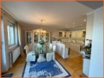 Esszimmer /Küche - Luxuriöse Wohnung mit Blick in den Kurpark, neben dem Nassauer-Hof!