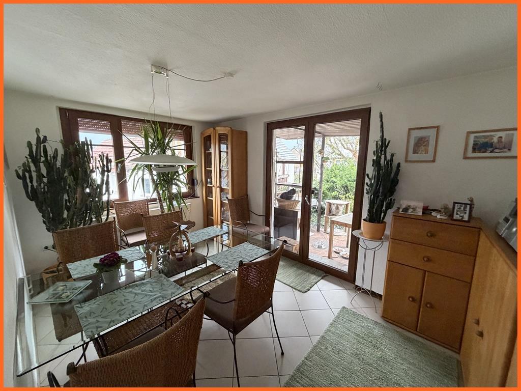 Wohnen über den Dächern von Odernheim und zusätzlich Mieteinnahme! - Esszimmer Haus 2 (9903)