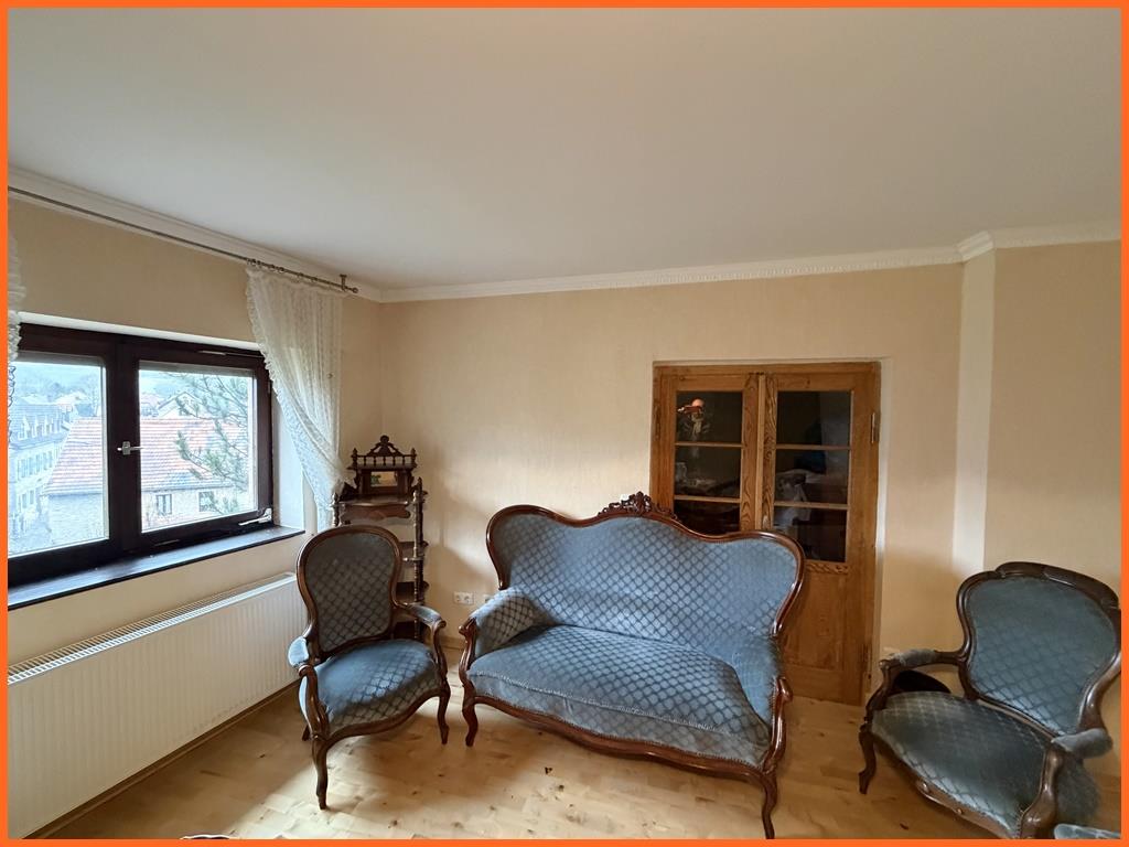 Zwei Häuser mit Seele – Ruhe, Aussicht und vielfältige Lebenskonzepte - Zimmer (8470)