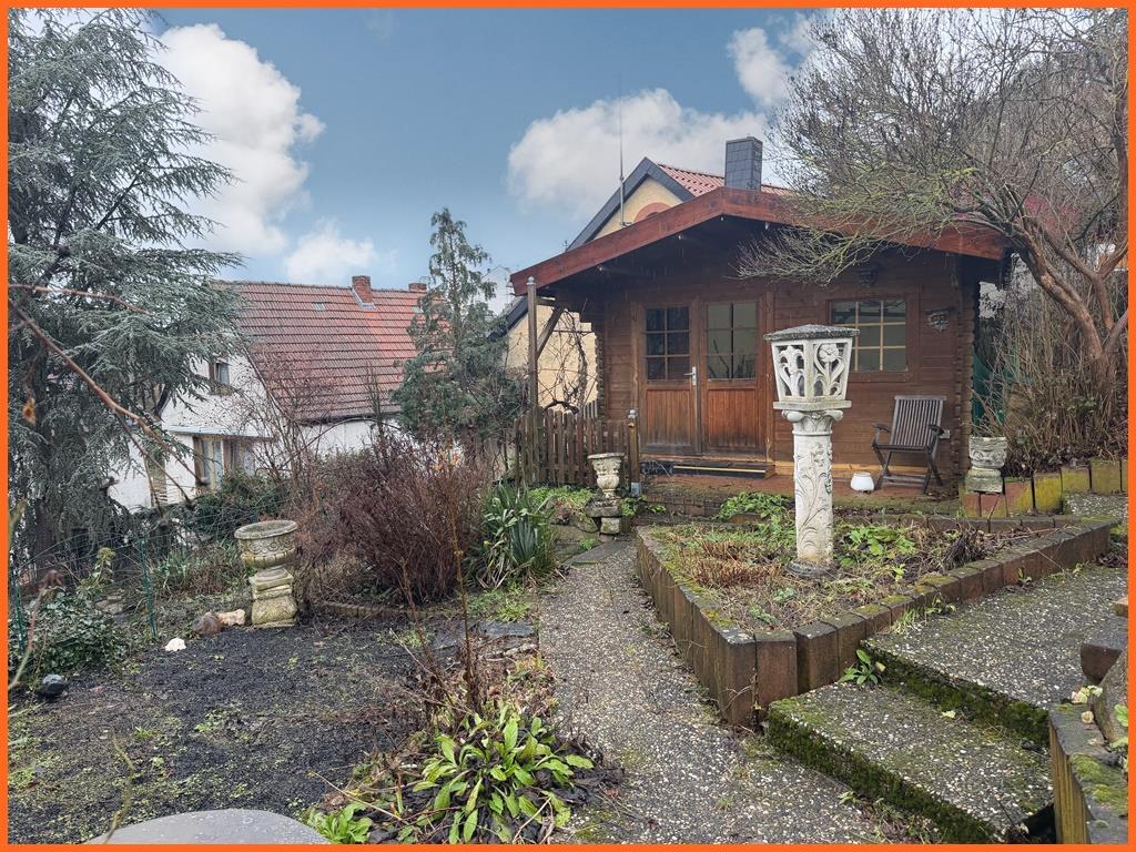 Zwei Häuser mit Seele – Ruhe, Aussicht und vielfältige Lebenskonzepte - Gartenhaus (8479)