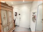 Flur - Endlich mal eine stilvolle 5 Zimmer-Wohnung mit traumhaften Grünblick, Garage und Carport