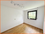 Büro EG - Freistehendes Einfamilienhaus in ruhiger Wöllsteiner Lage, 212 m² Wfl., 850 m² Grundstück!
