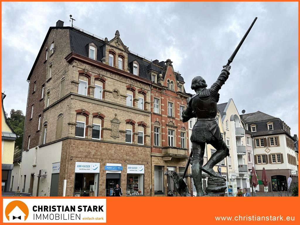 Top-Lage in Kirn: direkt am Marktplatz, Wohn-und Geschäftshaus – 3 Wohnungen freigestellt! - Titel (7208)