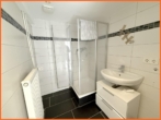 Duschbad mit WC - RESERVIERT!!! Erschwinglich für die junge Familie: 135 m² gepflegte Wohnfläche und 553 m² Südgrundstück!