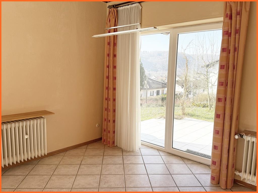 Hier erwartet Sie eine sensationelle, nicht vergleichbare Aussichtslage, mit 1380 m² Grundstück! - Essplatz (8352)