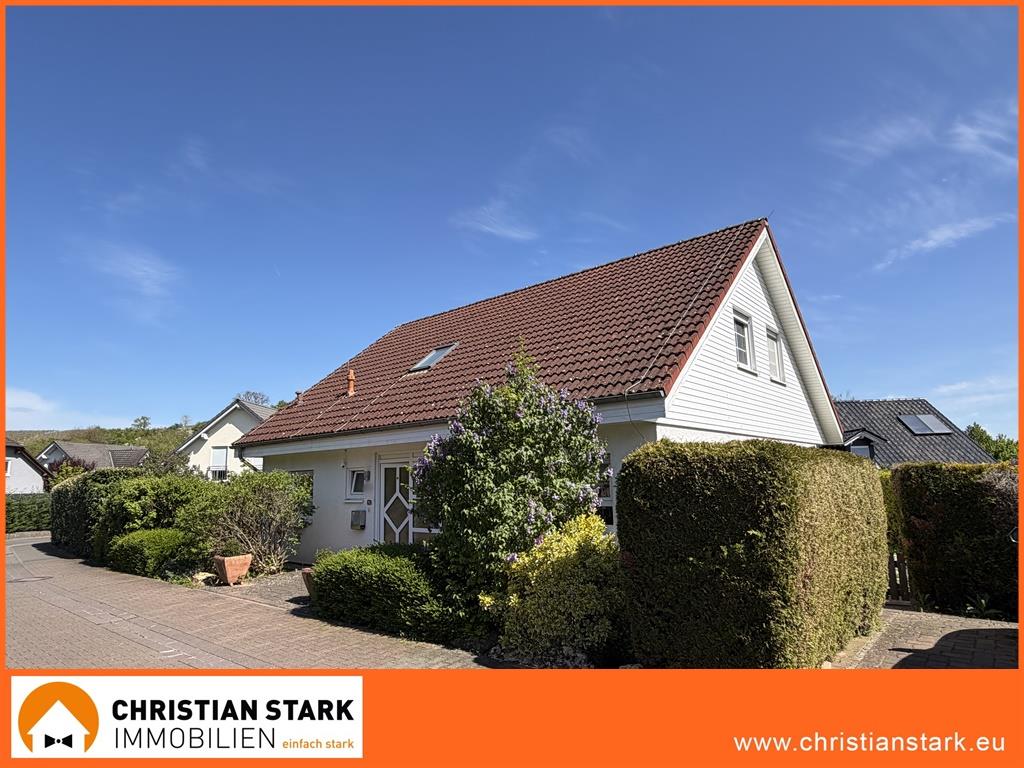 Auch 2 Generationen unter einem Dach – 155 m² Wohnkomfort auf 621 m² Sonnengrundstück! - Titelbild (9268)