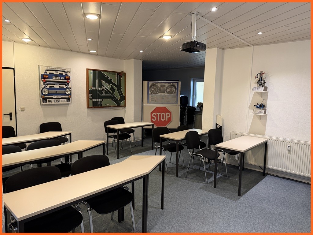 Büro-Schulungs-oder Praxisfläche in zentraler Lage von Bad Kreuznach – Stadtteil Ebernburg! - Schulungsraum (10741)