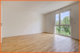 Schlafen - Modernes Wohnensemble: 4 Zimmer-Wohnung mit Grünblick, Einbauküche, 2 TG-Plätze!