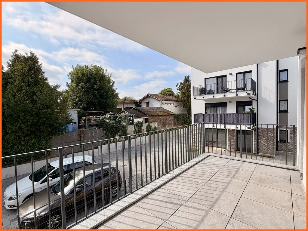 Energieeffiziente A+ Neubau-3-Zimmer-Wohnung – Erstbezug mit Tiefgaragenstellplatz! - Balkon (10964)