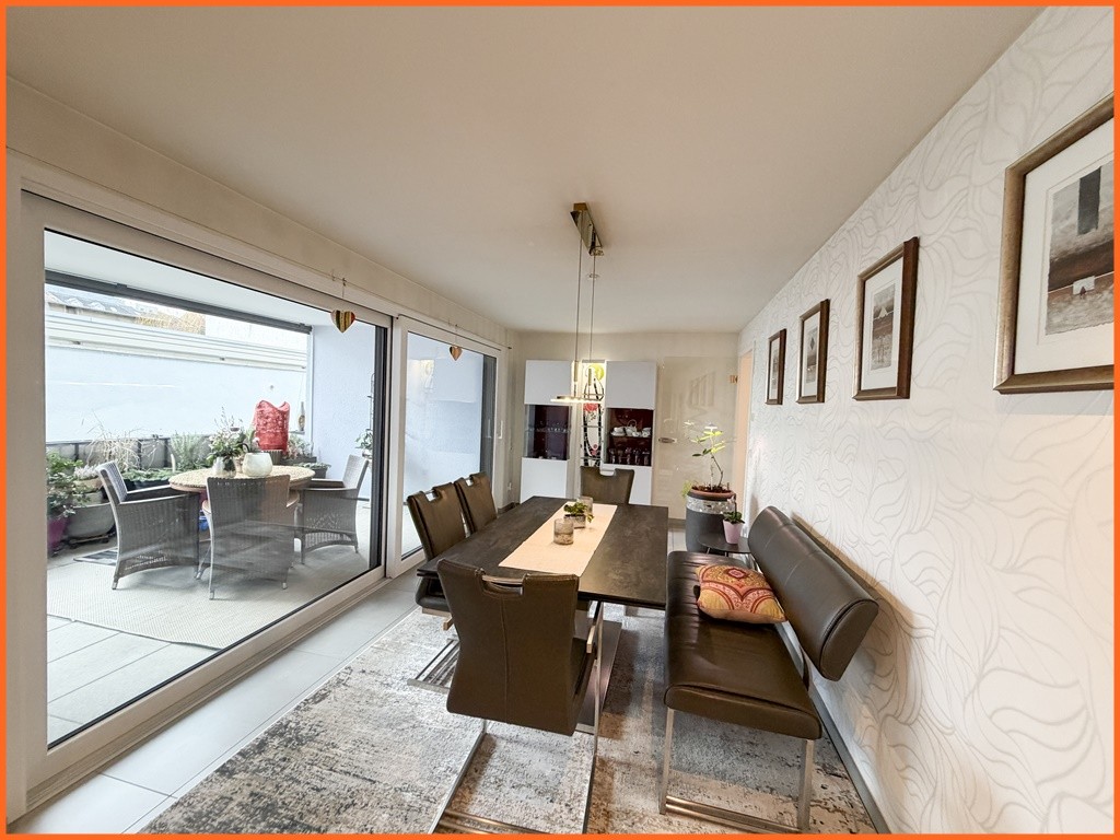 VERKAUFT! Premiumlage Kurgebiet: hochwertig ausgestattete 3,5 Zimmer-Wohnung mit Terrasse! - Esszimmer (10680)
