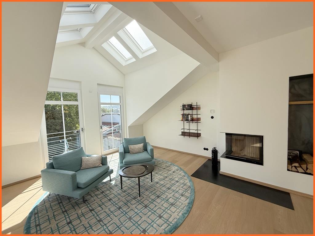 Premium-Penthaus mit Gästebereich in bester Lage des Kurgebiets! Gleich ansehen! - Ansicht Wohnbereich (8218)