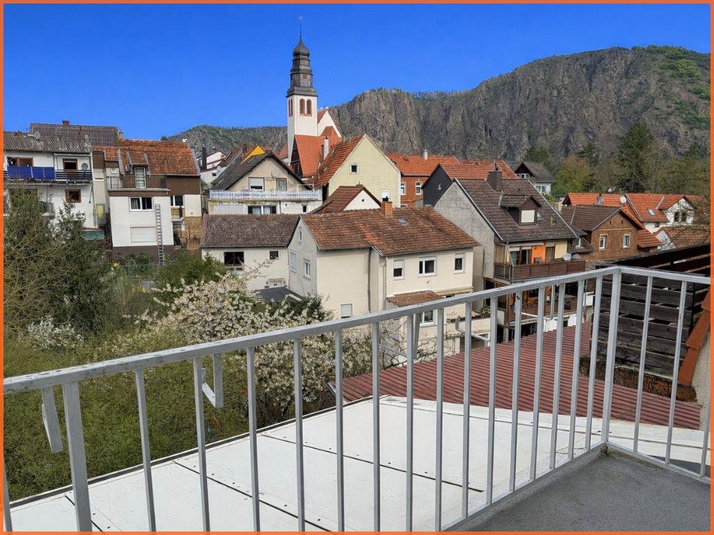 -reserviert- Wohnen mit Aussicht – charmantes Einfamilienhaus in bester Ortskernlage von Ebernburg! - Aussicht (9210)