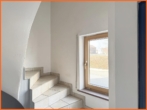 Treppenhaus - Attraktives Einfamilienhaus mit Einliegerwohnung in Wörrstadt – Zentrumsnah und Vielseitig!