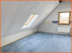 Schlafzimmer - Attraktives Einfamilienhaus mit Einliegerwohnung in Wörrstadt – Zentrumsnah und Vielseitig!