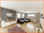 Wohnzimmer - Verkauft!! Raum zum Leben, Blick zum Träumen- Einfamilienhaus für die Familie direkt an den Weinbergen!