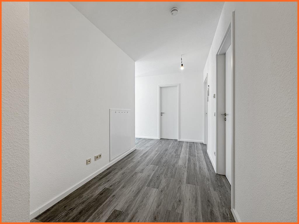 3 Zimmer-Erdgeschoss-Wohnung nahe Diakonie und Bahnhof. Neuwertig und komfortabel. - Diele (7205)