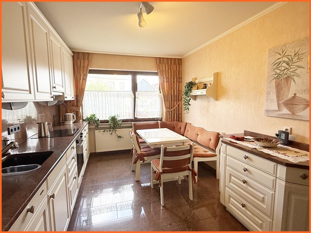 Für Handwerkerbetriebe, Selbstversorger oder Großfamilien, die die Freiheit lieben! - Küche (7514)