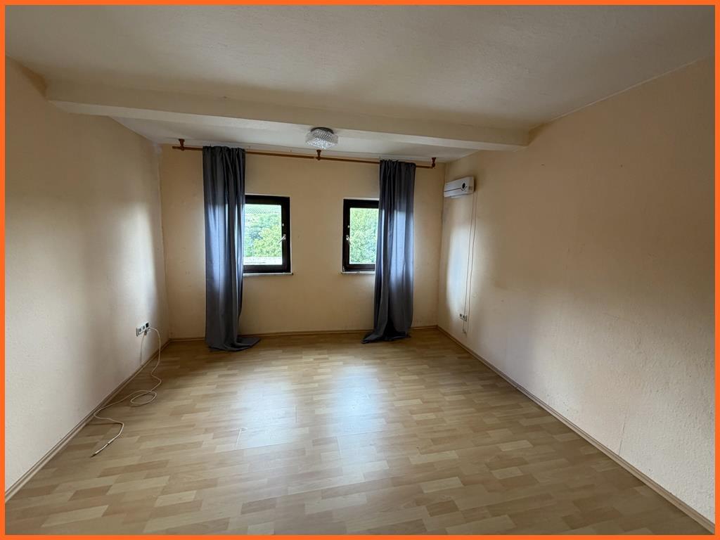 Kleines Haus für handwerklich Begabte mit 4 Zimmer, in ruhiger Lage von Schloßböckelheim - Zimmer OG (10352)